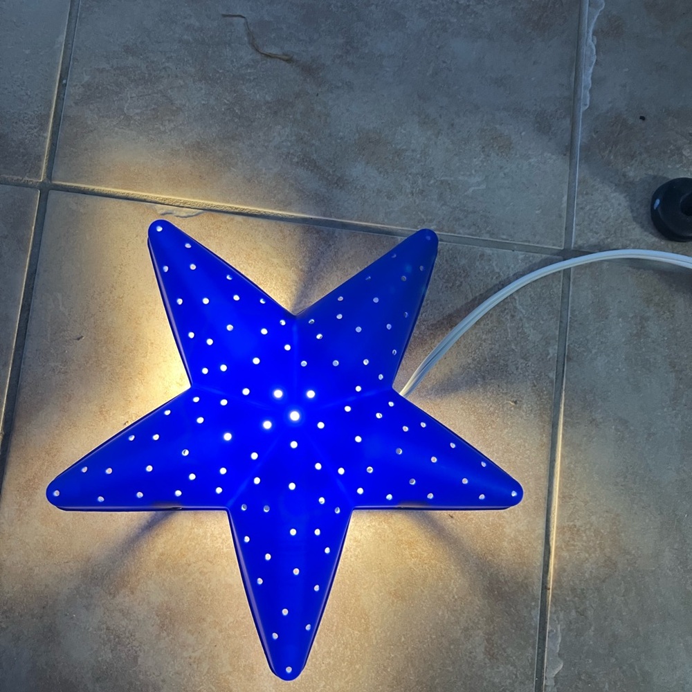 Blue Star-Shaped Night Light